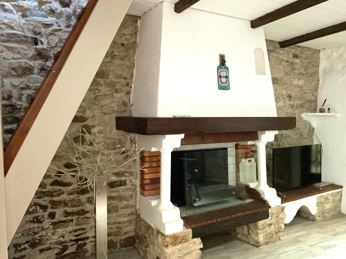 Place Aux Herbes Apartment Ним Екстериор снимка